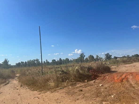 Commercial & Industrial Land