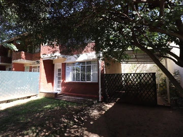 Bedsitter Flat in Avondale