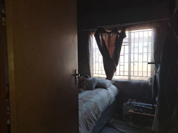 Corehouse for sale