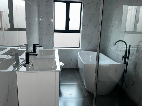 3 Bedroom Garden Flat