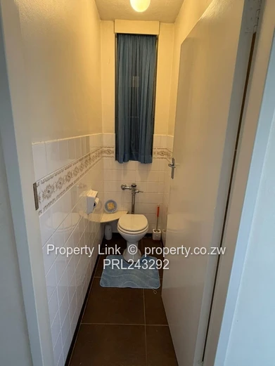 Neat Avenues Apartment In A Well-Managed Complex