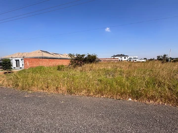 Stands & Residential Land
