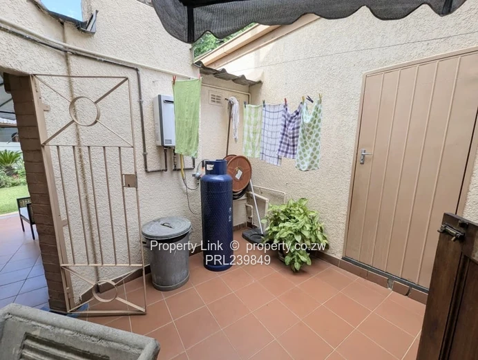 Double Storey Townhouse In Wonderful Complex