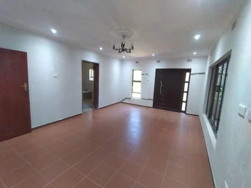 3 Bed Cottage / Offices 