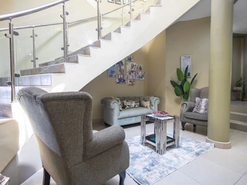 7 Bedroom Townhouse Complex