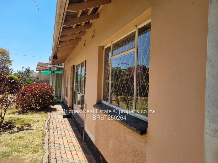 3 Bedroomed House - Title Deeds
