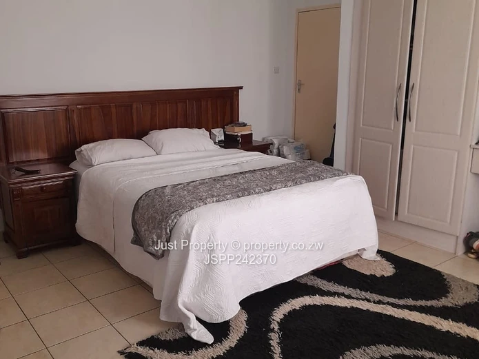 Bluff Hill, Harare West — 3 Bed Townhouse Complex, En-Suite