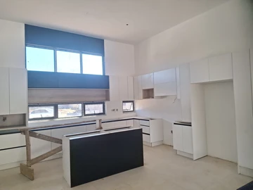 7 Unit Townhouse Complex