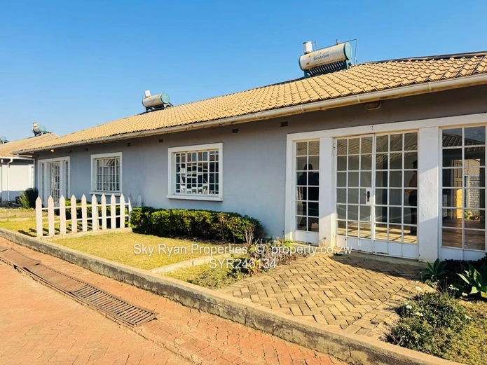 Marlborough Garden Flat For Sale