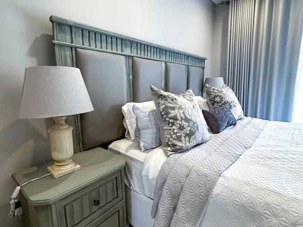 3 Bedroom Flat & Apartment