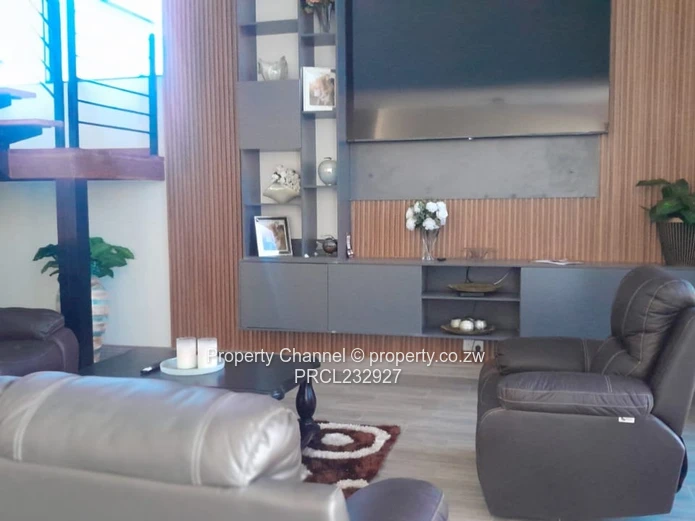 4 Bedrooms All en suite Extra Ultra Modern