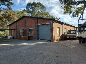 Warehouse & Factory
