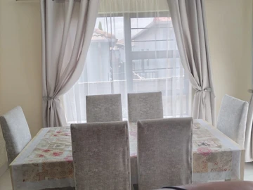 3 Bedroom Flat & Apartment