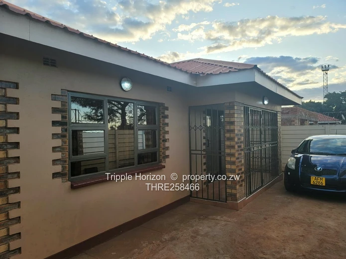 Dzivarasekwa 4 house for sale