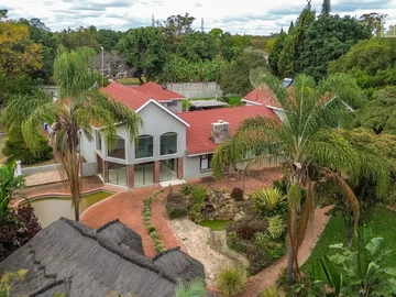 5 Bedroom House