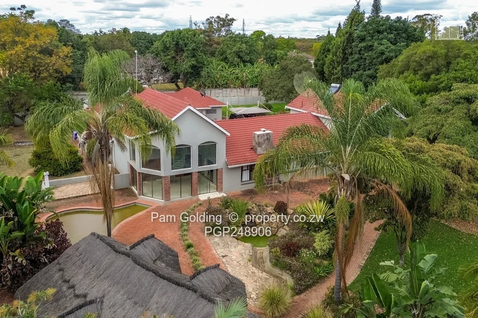 Spacious Double Storey Family Home!