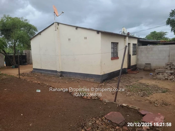Nguboyenja, Mzilikazi – For Sale ??