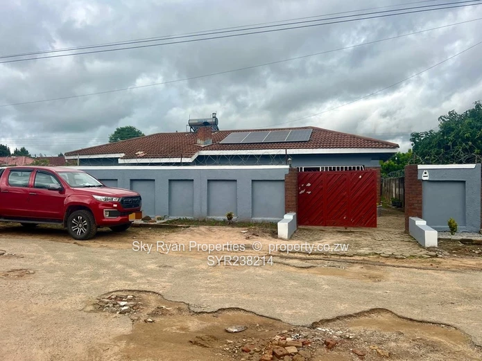Zimre Park House For Sale