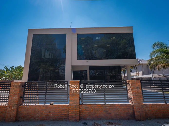 Prime commercial space in Avondale