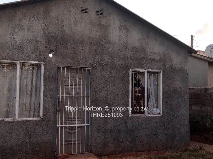 Kuwadzana Extension core house 2-Bed Main Road Home, Garden & Paved Yard