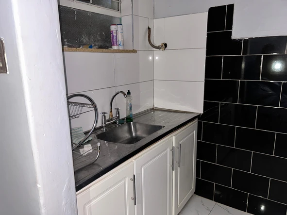 Flat & Apartment
