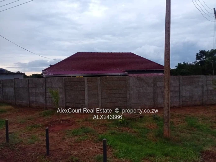 Spacious Home In Prospect, Waterfalls For Rent (Sole Mandate)