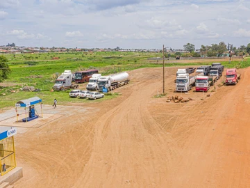 Commercial & Industrial Land