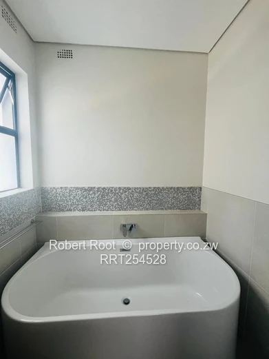 3 bed townhouse in Greendale