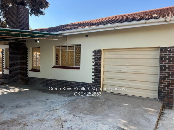 Zimre park 4 beds to rent