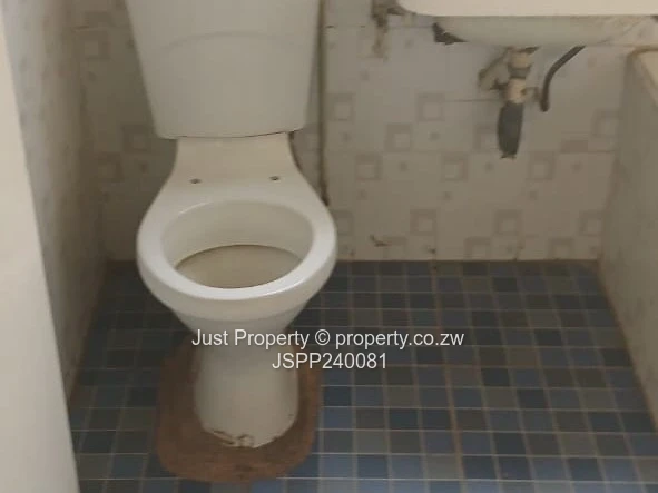 2 Bed Glen Norah A Flats; To Rent