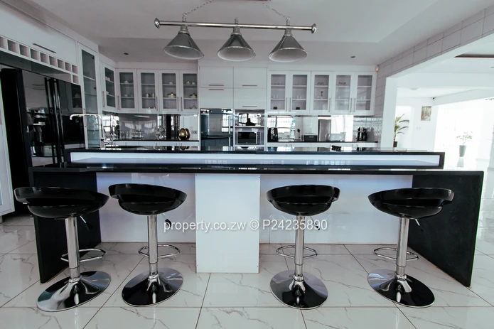 Borrowdale,Luna $4500