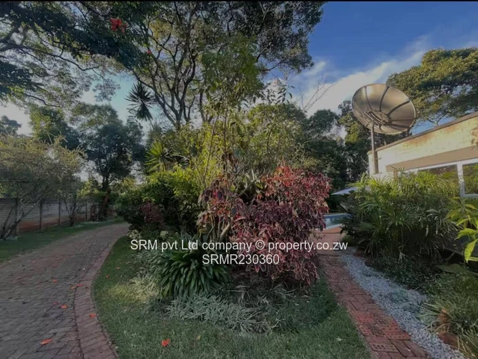 Neat fully furnished 1 bed cottage to let in Mandara