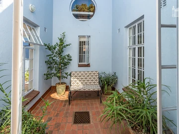 3 Bedroom Garden Flat