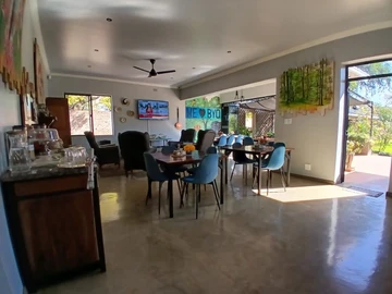 Hotel & Lodge