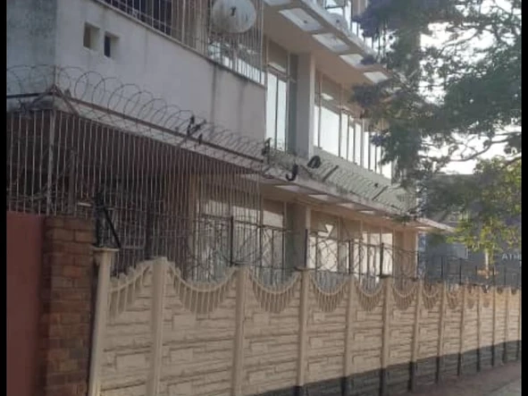 3 Bedroom Flat & Apartment