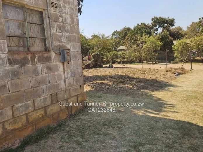 2-Roomed Coalhouse for Sale in Shamva 