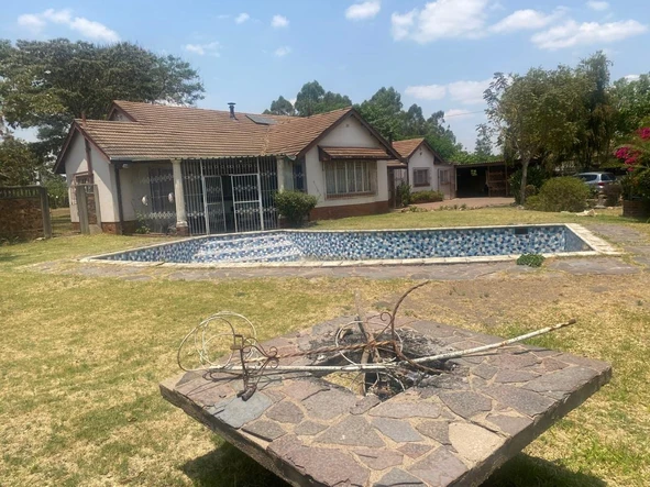 5 Bedroom House