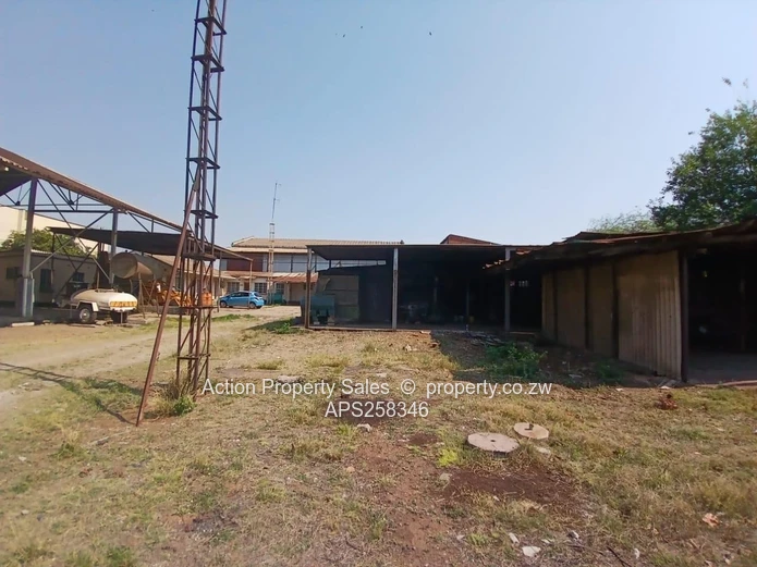 Land Plus Some Undercover Space! 