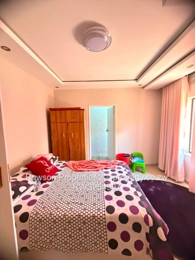 Neat 4 Bedroom Borrowdale Villas For Sale (Sole Mandate)