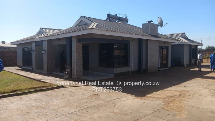 Solid neat family home!!!