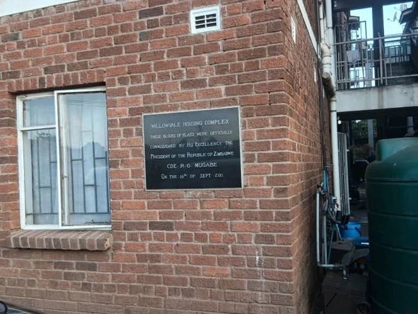 2 Bedroom Flat & Apartment