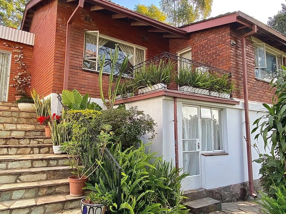 5 Bedroom House