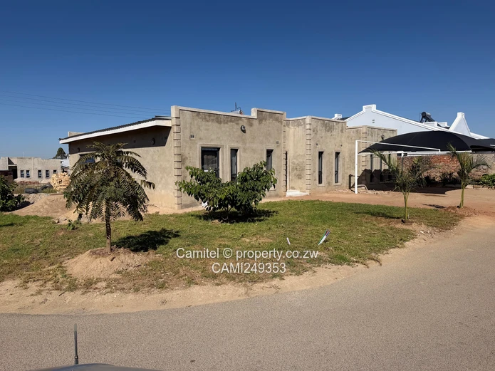 Arlington 4-Bed Townhouse Complex ,Borehole, Solar & 24hr Security