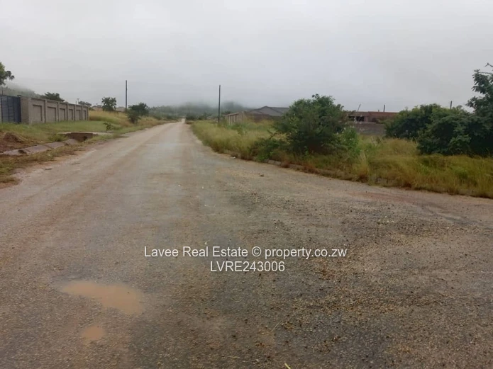 1500m² Corner Stand in Clipsham — Near New Homes (Sole Mandate)