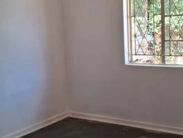 3 Bedroom Flat & Apartment