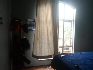 2 Bedroom Flat & Apartment