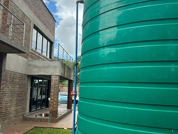 3 Bedroom Flat & Apartment