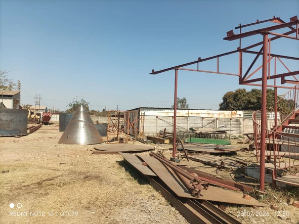 Commercial & Industrial Land