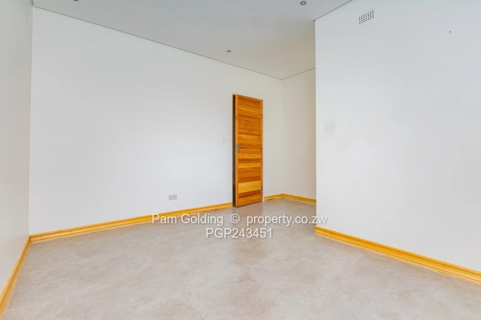 Cape Dutch Townhouse - Brand New