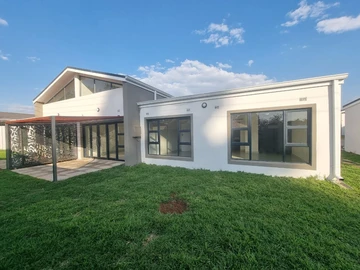 2 Bedroom Garden Flat